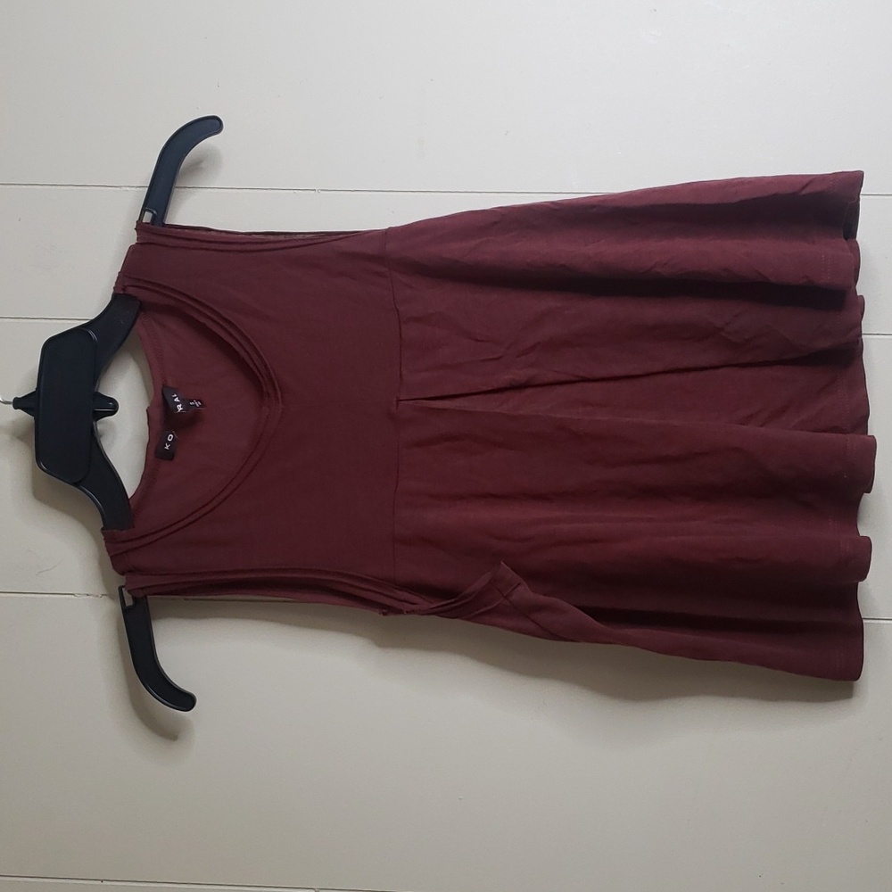 Koral Sleeveless Workout  Tunk Burgundy Small